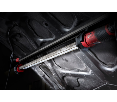 Светодиодный подкапотный фонарь Milwaukee M12 UHL-0 4933459432