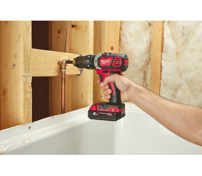 Ударная дрель-шуруповерт Milwaukee M18 BPD-202C 4933443515