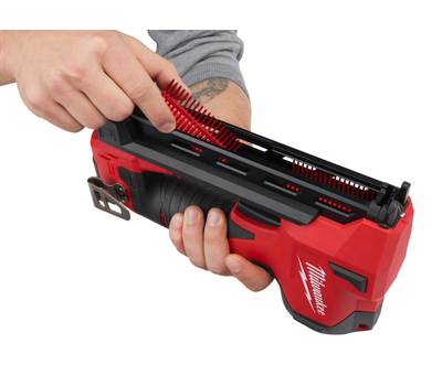 Аккумуляторный степлер для кабеля Milwaukee M12 BCST-0 4933480488