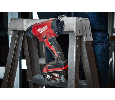 Аккумуляторный фен Milwaukee M18 BHG-501C 4933459526