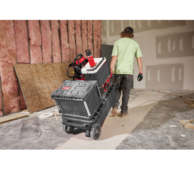 Термос красный Milwaukee PACKOUT CHUG LID 710 мл 4932493465