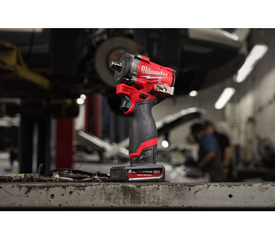 Аккумуляторный импульсный гайковерт Milwaukee M12 FUEL FCIWF12G3-502X 4933493455