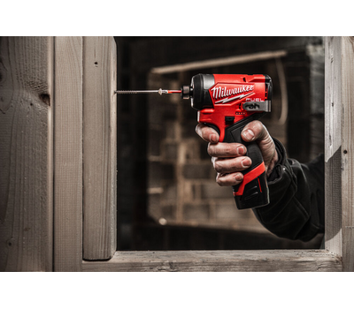 Аккумуляторный винтоверт Milwaukee M12 FUEL FID2-202X 4933479877