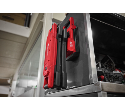 Аккумуляторный светодиодный фонарь с изменяемым углом наклона M18 ABL-0 4933498147