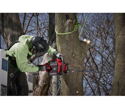 Аккумуляторная цепная пила Milwaukee M18 FUEL F2CHS50-0 4933480120