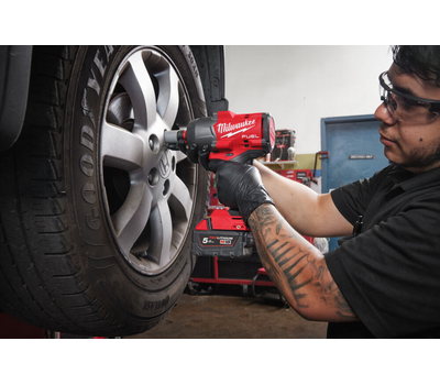 Аккумуляторный гайковёрт Milwaukee M18 FUEL FHIW2F12-502X 4933492783