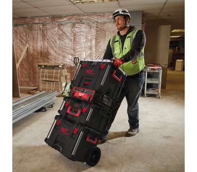 Большой изотермический кейс Milwaukee Packout 4932478648