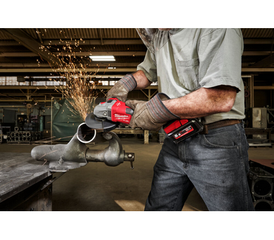 Аккумуляторная угловая шлифовальная машина Milwaukee M18 FUEL FHSAG125XB2-802X 4933493416