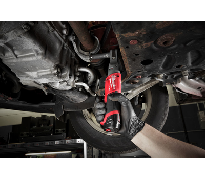 Аккумуляторная трещотка Milwaukee M12 FIR38-201B (3/8") FUEL 4933459798